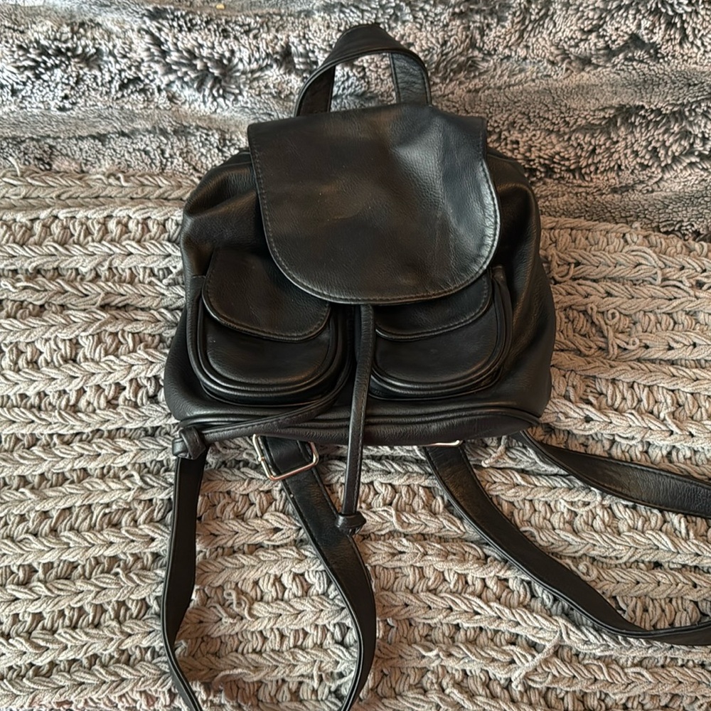 black backpack purse